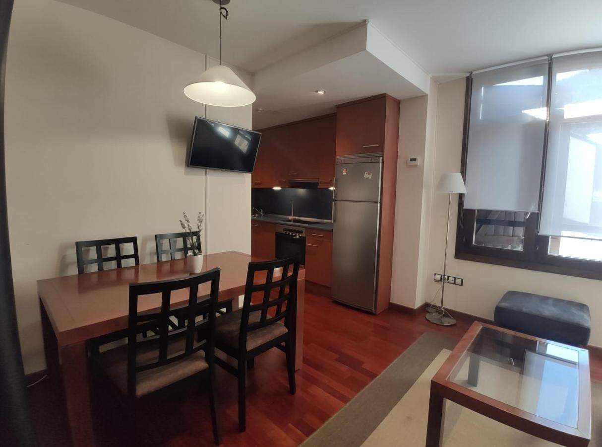 Apartamento Montes De Villanúa Kültér fotó